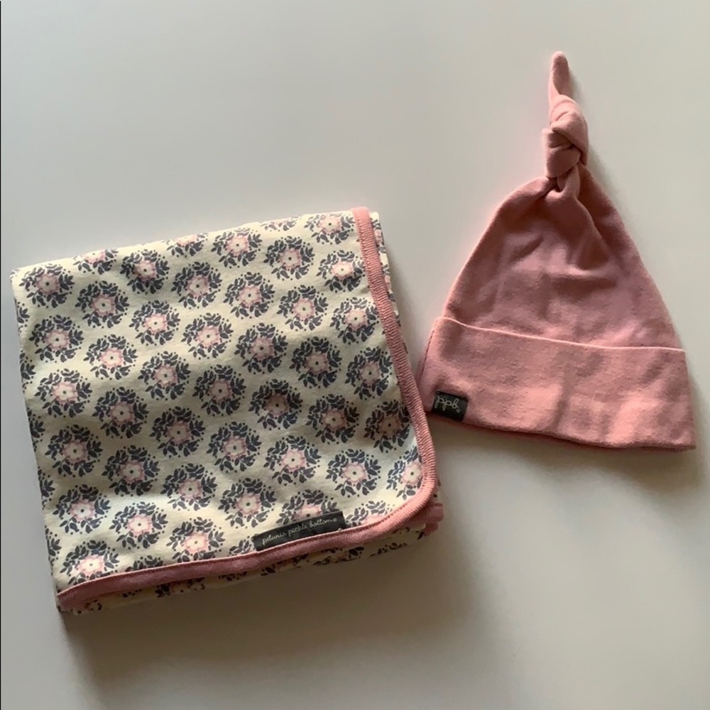 100% Organic Petunia Pickle Bottom Snuggle Set - Picture 4 of 7